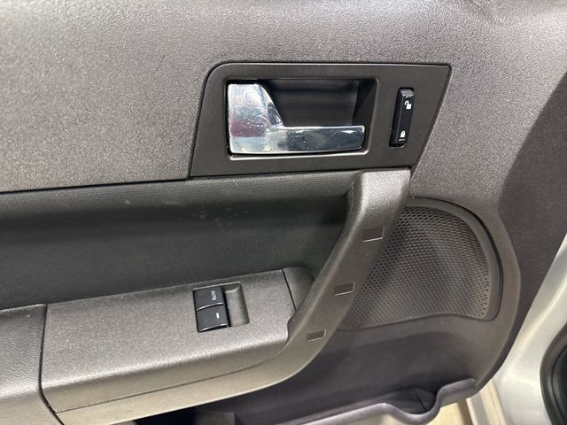 2008 Ford Focus 2dr Coupe SES - 22979432 - 26