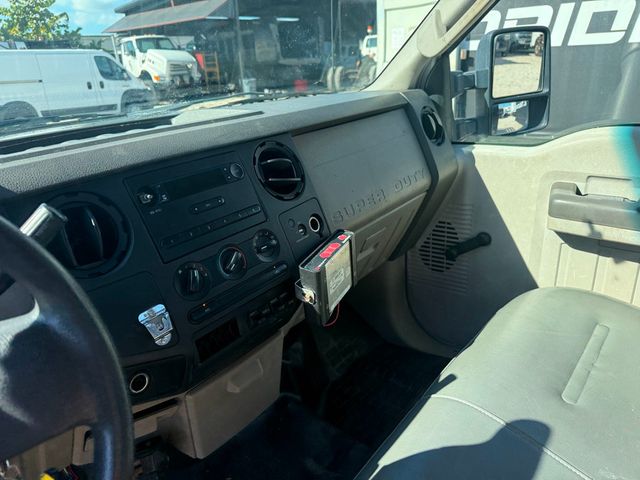 2008 Ford F-350 Stake Side Flatbed  - 22955633 - 8