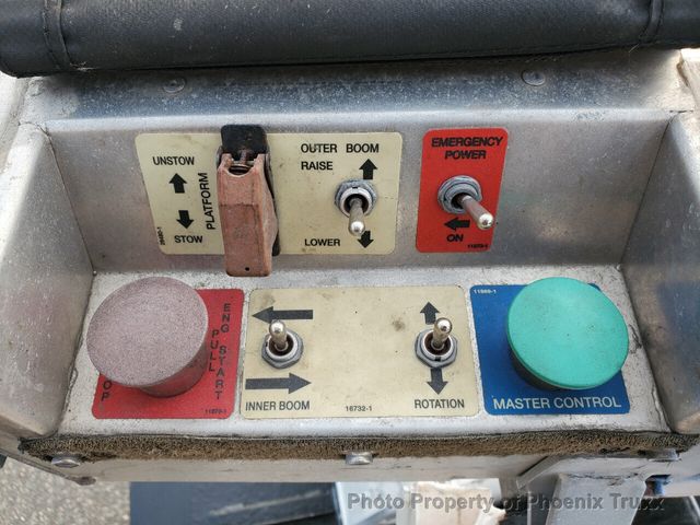 2008 Ford F-350 Super Duty DRW XL 2dr 2wd Regular Cab Chassis  - 21857181 - 11