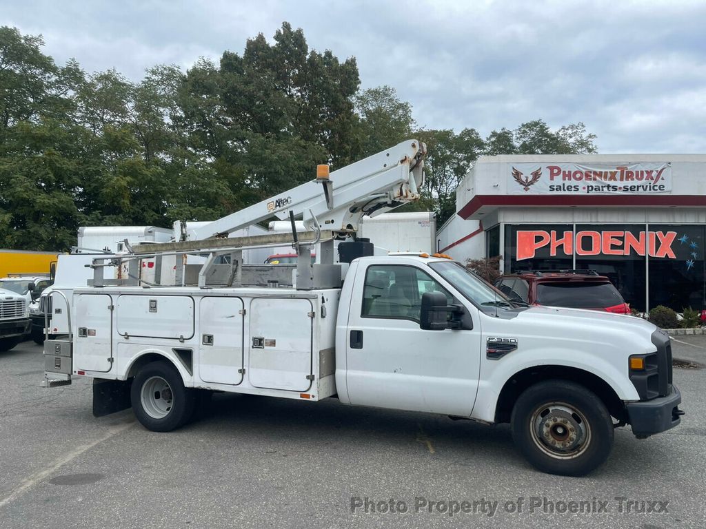 2008 Ford F-350 XL photo 4