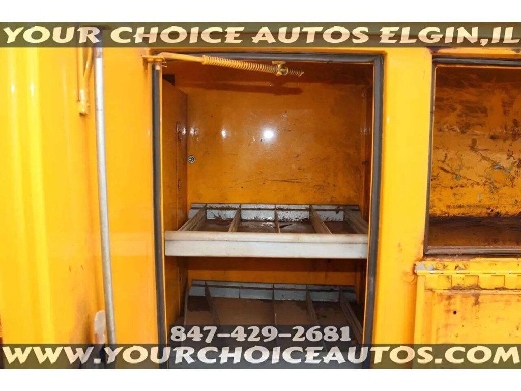 2008 Ford F-550 Super Duty 4X2 2dr Regular Cab 140.8 200.8 in. WB - 22957488 - 11