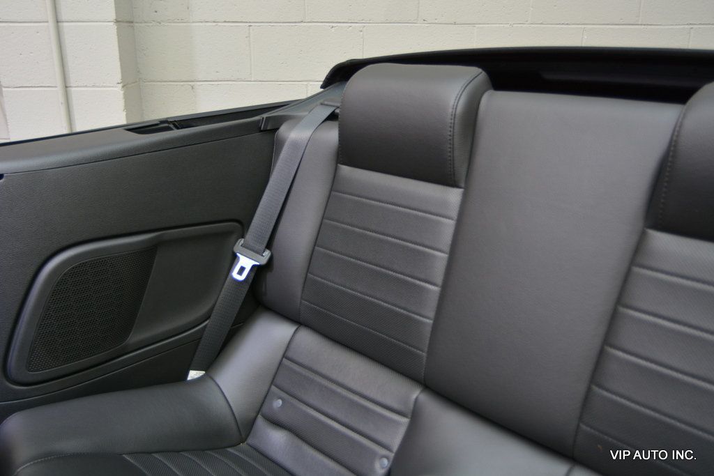 2008 Ford Mustang 2dr Convertible Shelby GT500 - 23005711 - 24