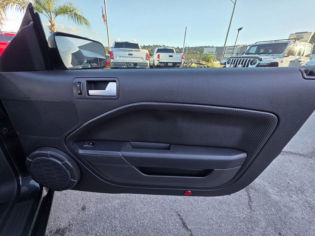 2008 Ford Mustang 2dr Coupe GT Deluxe - 22949256 - 22