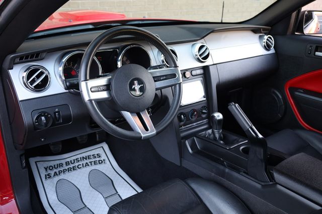 2008 Ford Mustang 2dr Coupe GT Deluxe - 22946136 - 17