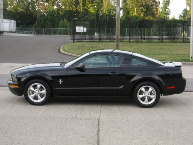 2008 Ford Mustang 2dr Coupe Premium - 22533469 - 5