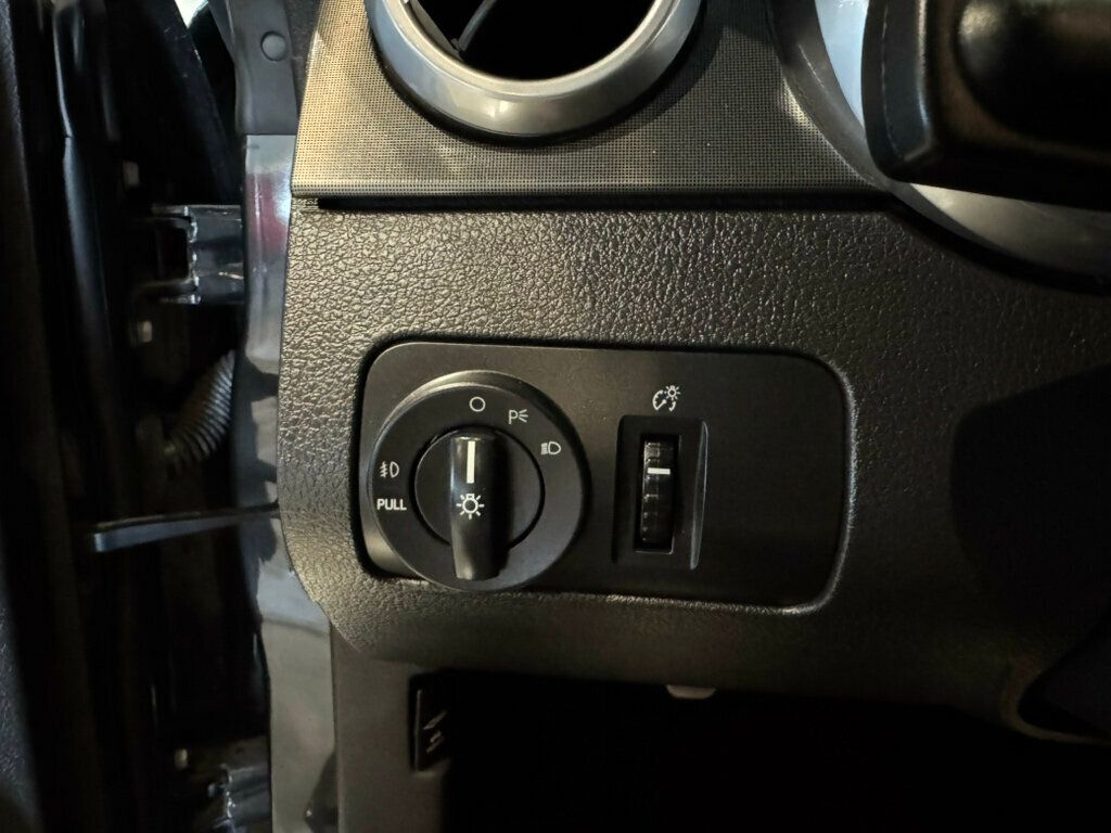 2008 Ford Mustang GT500/820AEquipment/NAV/SiriusXM/PremiumPkg/AmbientLighting - 22907685 - 12