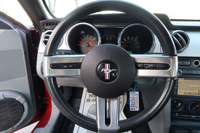 2008 Ford Mustang MANUAL TRANS, NO ACCIDENTS, CONVERTIBLE, LEATHER, SPOILER!!! - 22840780 - 17