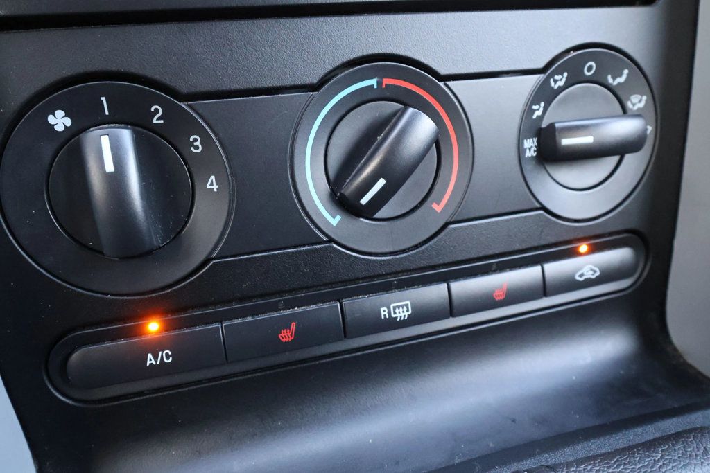 2008 Ford Mustang MANUAL TRANS, NO ACCIDENTS, CONVERTIBLE, LEATHER, SPOILER!!! - 22840780 - 23