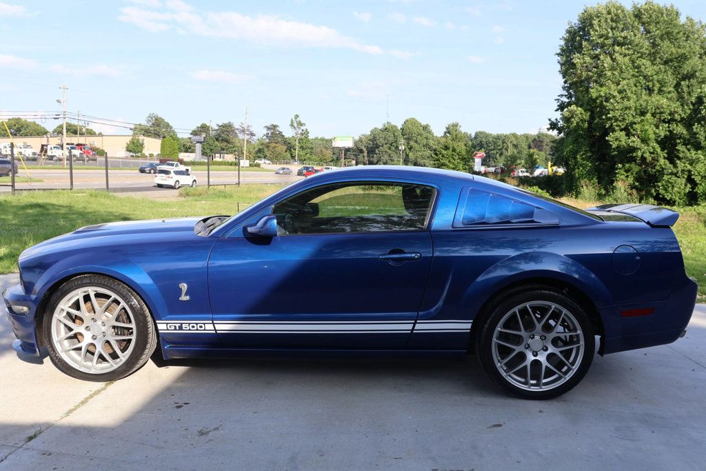 2008 Ford Mustang Shelby GT photo 2
