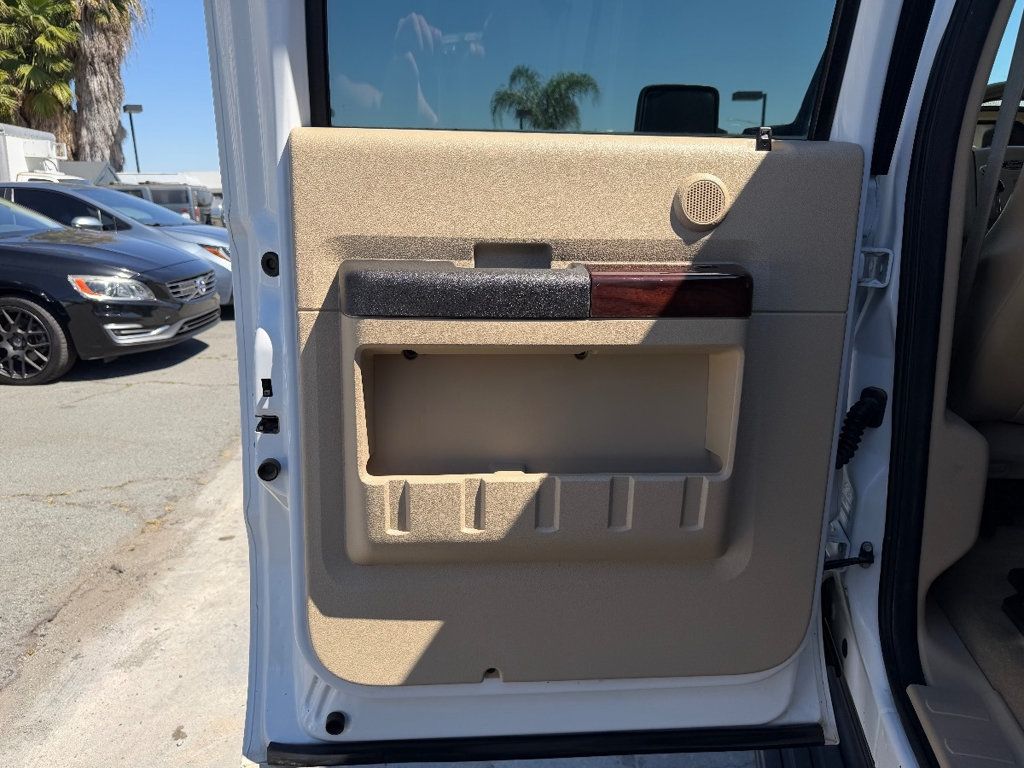 2008 Ford Super Duty F-250 SRW Lariat - 23004100 - 18