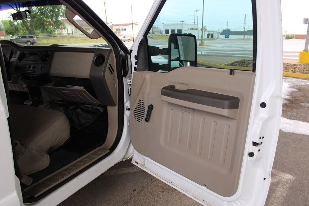 2008 Ford Super Duty F-350 DRW 2WD Crew Cab 172" XL - 23047436 - 15