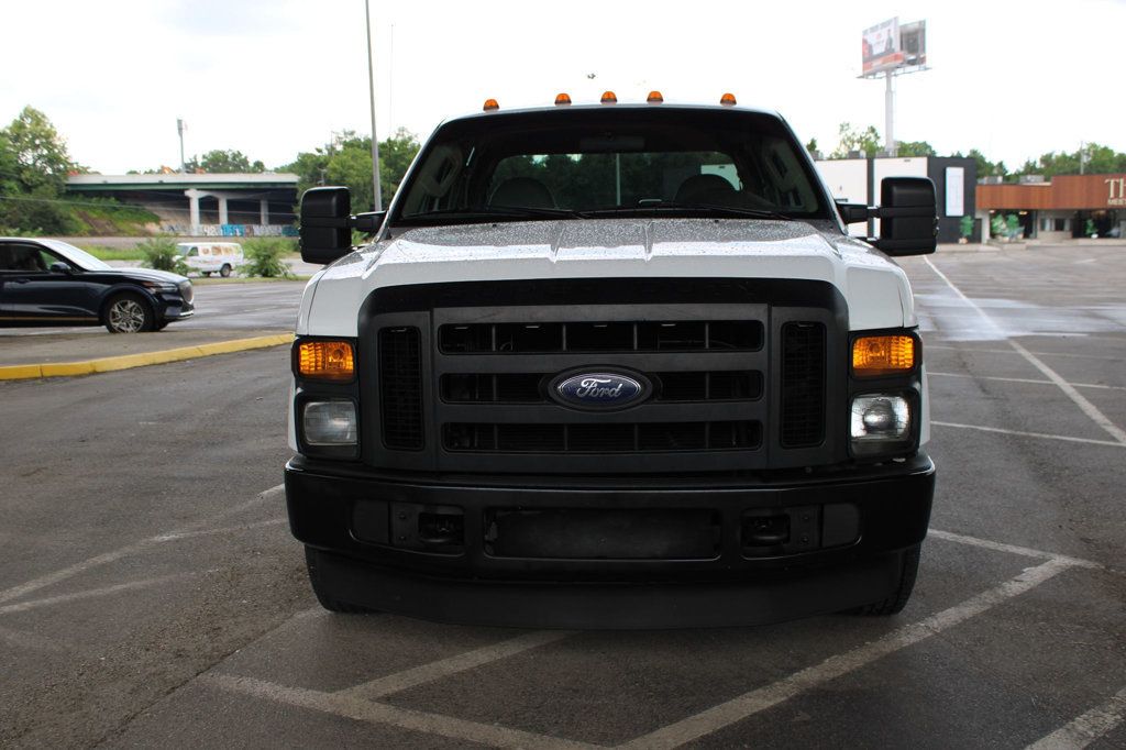2008 Ford Super Duty F-350 DRW 2WD Crew Cab 172" XL - 23047436 - 2
