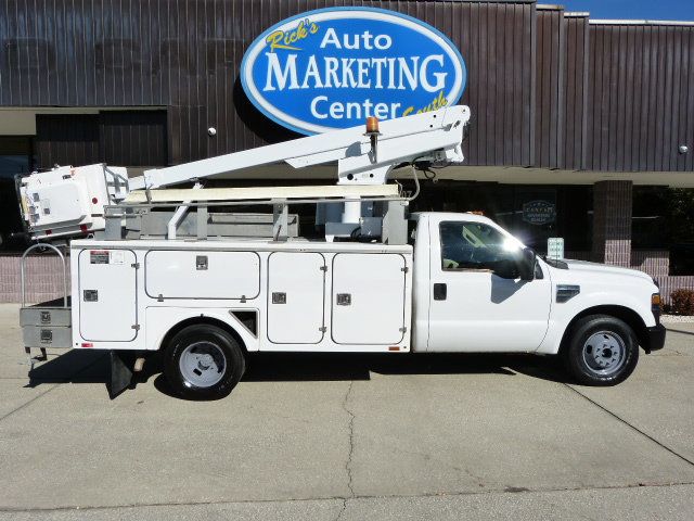 2008 Ford Super Duty F-350 DRW Cab-Chassis 5.4L V8 GAS*REG CAB*2WD*35' WORKING/30' PLATFORM "ALTEC" BUCKET! - 22983504 - 3