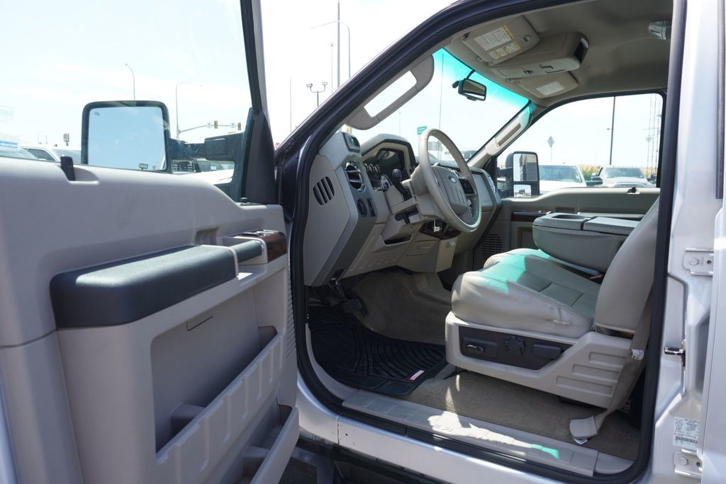 2008 Ford Super Duty F-350 SRW LARIAT - 23053830 - 17