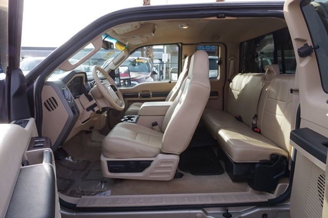 2008 Ford Super Duty F-350 SRW LARIAT, 4WD, DIESEL, SUPER CLEAN, LEATHER, NAVIGATION - 22986924 - 19