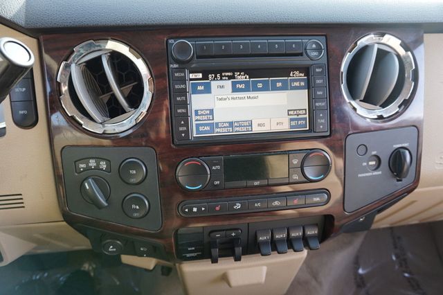 2008 Ford Super Duty F-350 SRW LARIAT, 4WD, DIESEL, SUPER CLEAN, LEATHER, NAVIGATION - 22986924 - 29