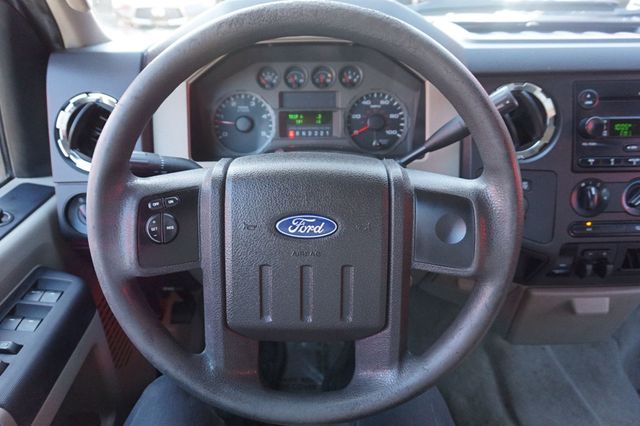 2008 Ford Super Duty F-350 SRW ONE OWNER, 4X4, LONG BED, RUNNING BOARDS, TOWING PACKAGE - 22995942 - 23