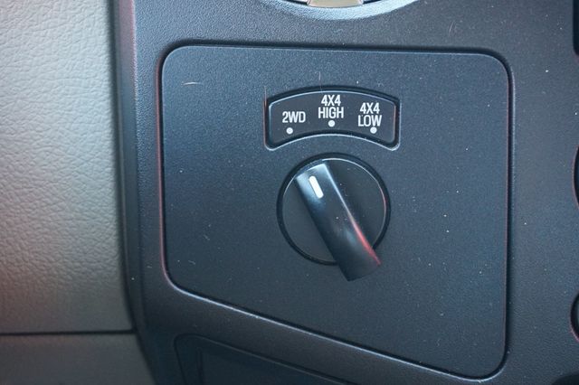 2008 Ford Super Duty F-350 SRW ONE OWNER, 4X4, LONG BED, RUNNING BOARDS, TOWING PACKAGE - 22995942 - 25