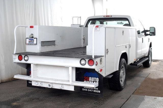 2008 Ford Super Duty F-350 SRW Cab-Chassis EXT CAB * 5.4L V8 * 4X4 * SRW * 9' READING UTILITY - 13219388 - 3