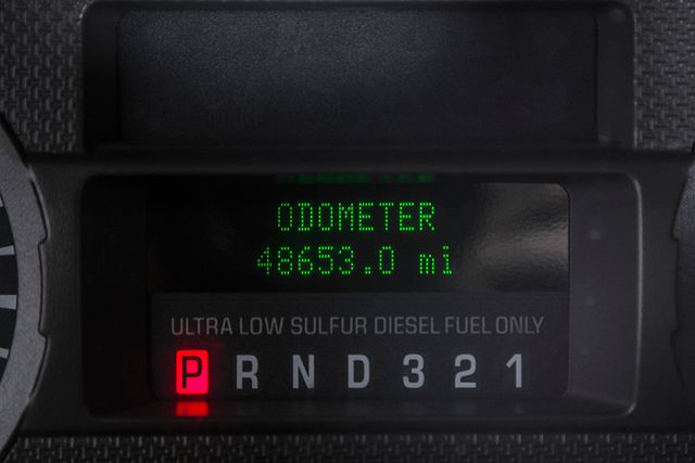 2008 Ford Super Duty F-450 DRW Cab-Chassis 4WD Crew Cab 200" WB 84" CA XL - 15194253 - 31