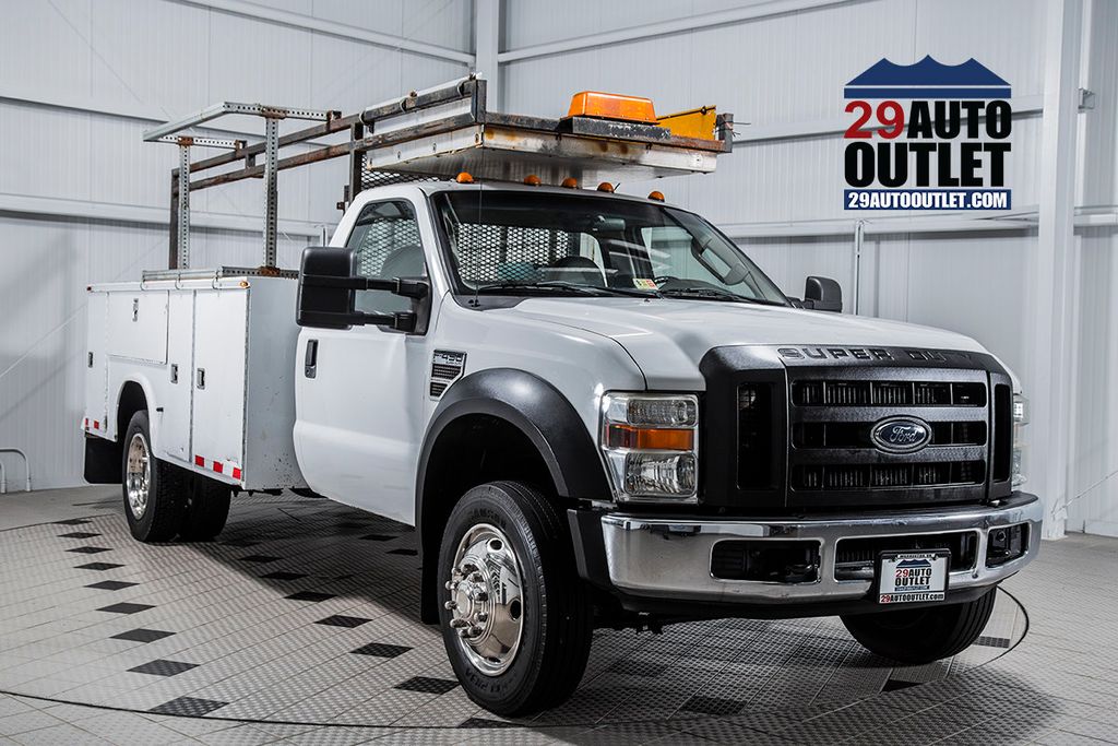 2008 Ford Super Duty F-450 DRW Cab-Chassis XL - 15403530 | Video 1