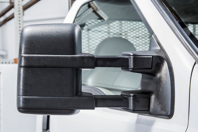 2008 Ford Super Duty F-450 DRW Cab-Chassis XL - 15403530 - 10