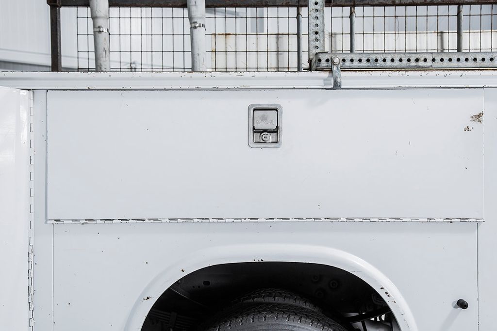 2008 Ford Super Duty F-450 DRW Cab-Chassis XL - 15403530 - 14