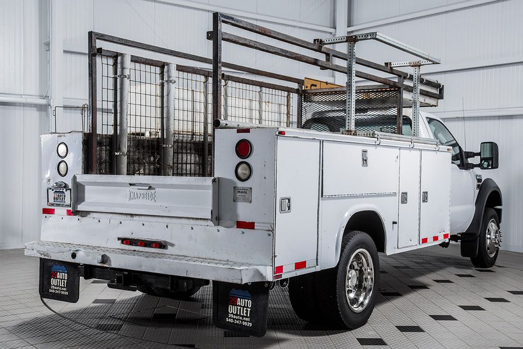 2008 Ford Super Duty F-450 DRW Cab-Chassis XL - 15403530 - 5
