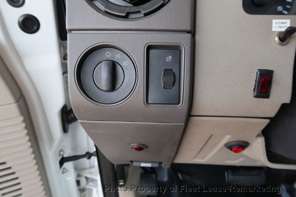 2008 Ford Super Duty F-550 DRW F-550SD 4WD Crew Cab 10' Utility Bucket Truck - 22876547 - 37