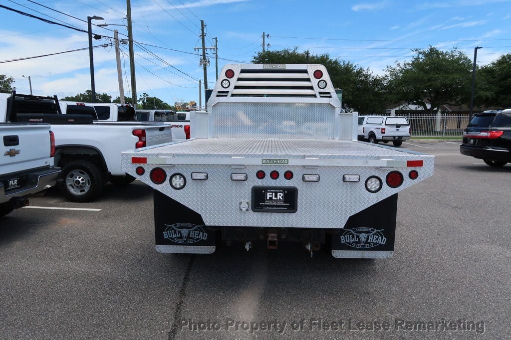2008 Ford F-750 SuperCab XLT photo 4