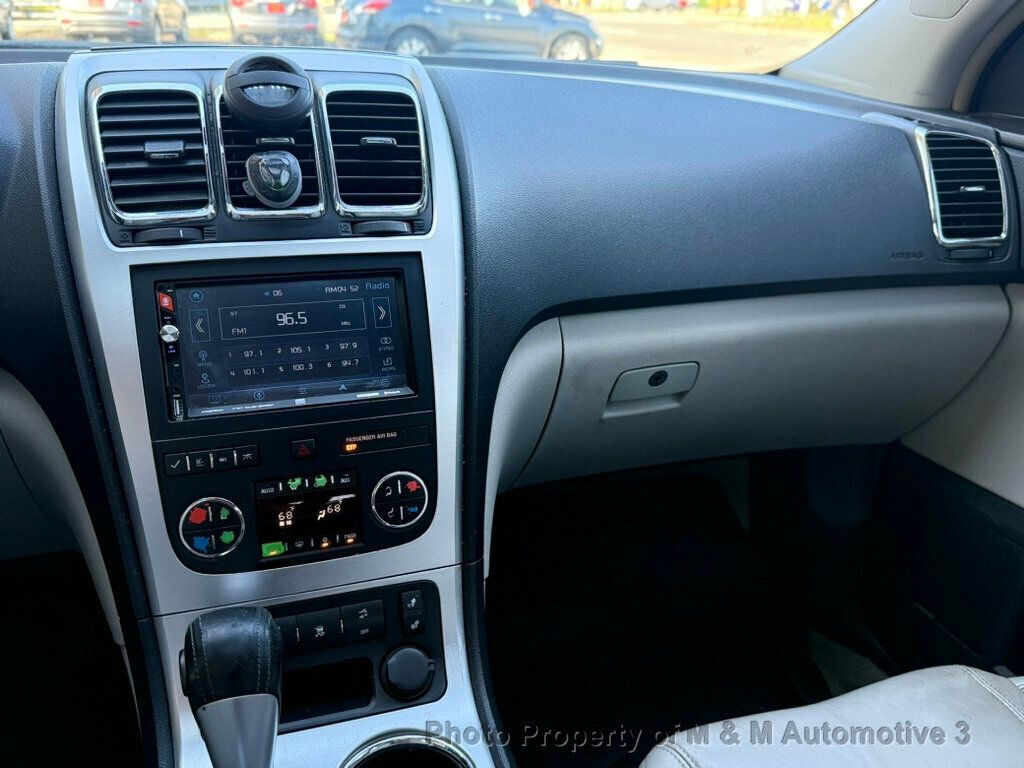 2008 Gmc Acadia SLT photo 12