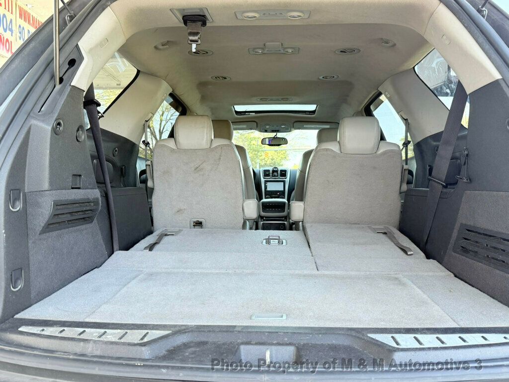 2008 Gmc Acadia SLT photo 15
