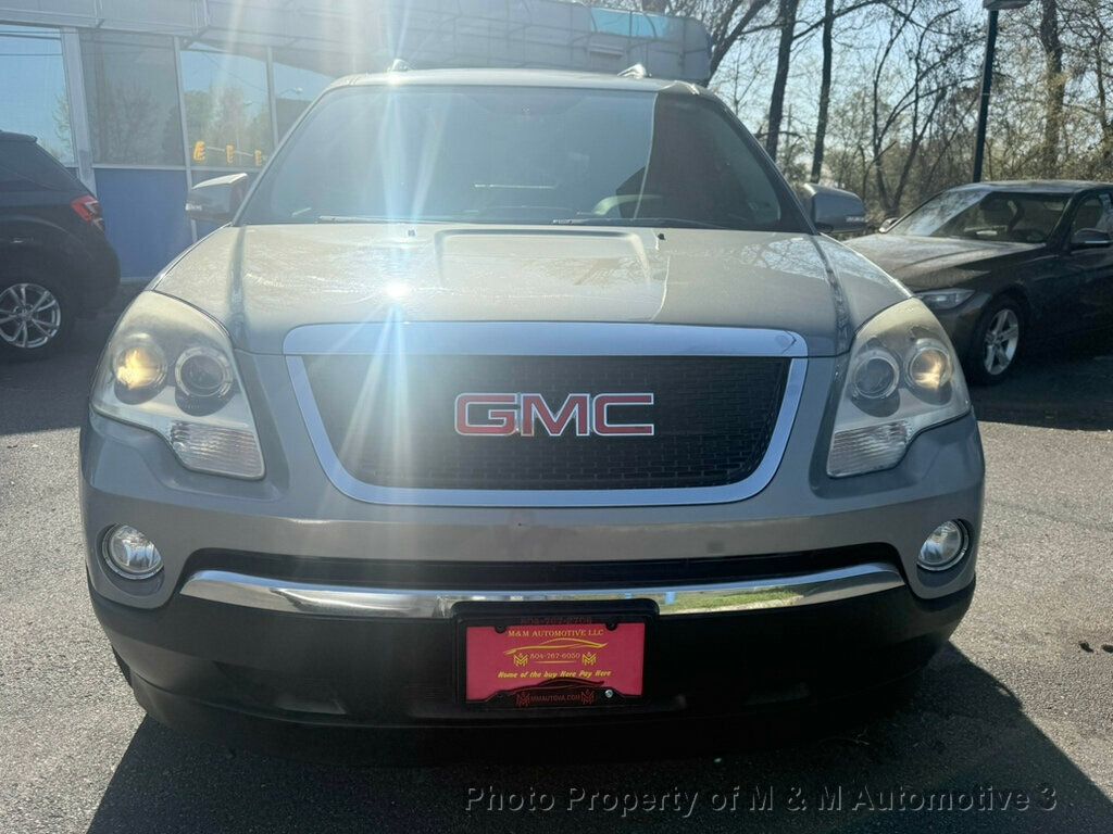 2008 Gmc Acadia SLT photo 2
