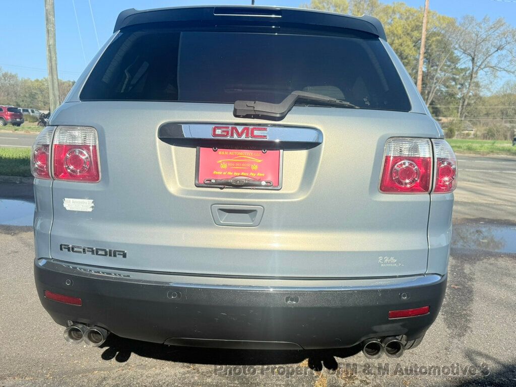 2008 Gmc Acadia SLT photo 5