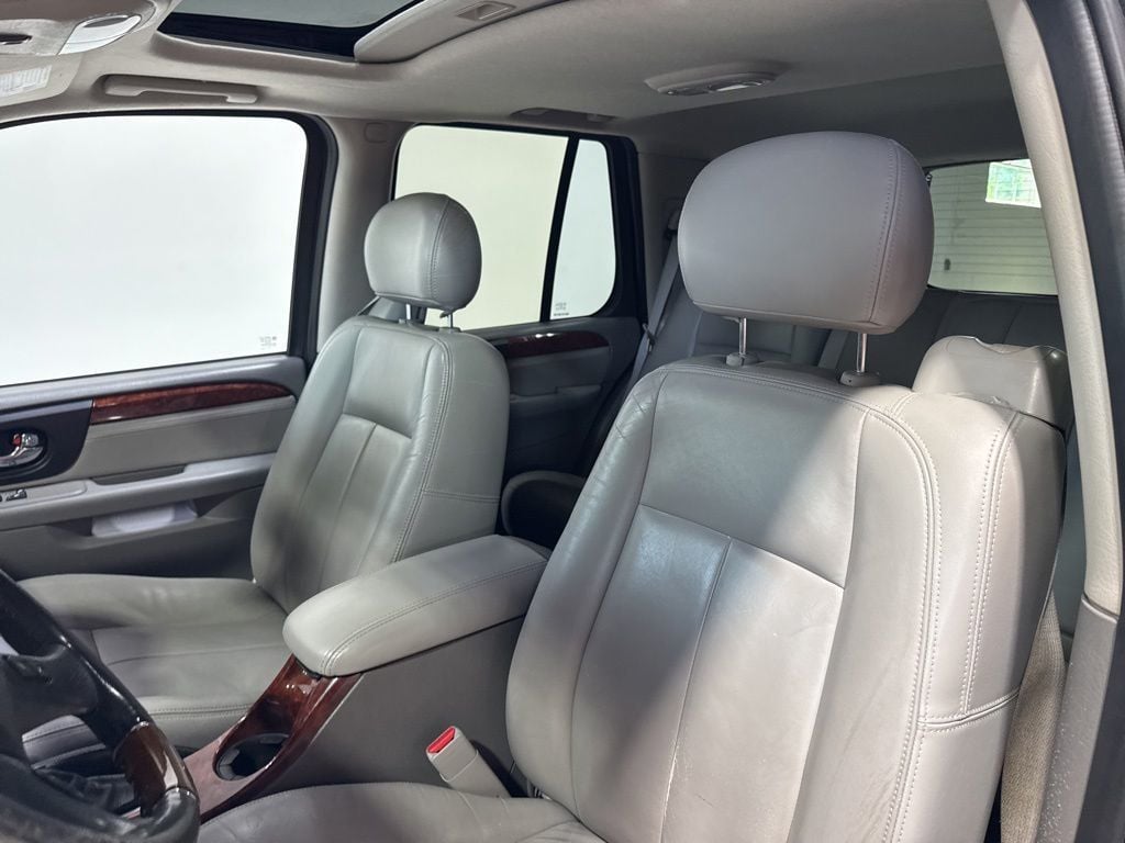 2008 GMC Envoy 2WD 4dr Denali - 23031661 - 22
