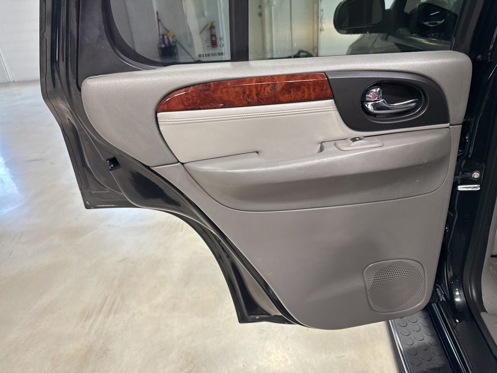 2008 GMC Envoy 2WD 4dr Denali - 23031661 - 29