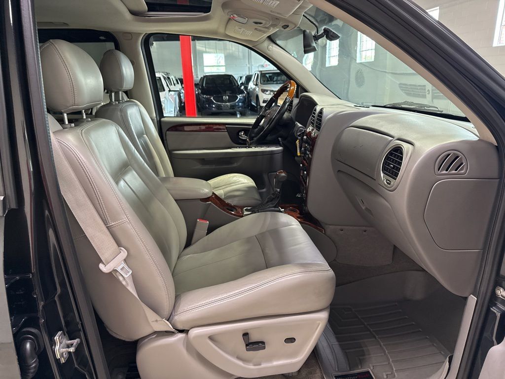 2008 GMC Envoy 2WD 4dr Denali - 23031661 - 35