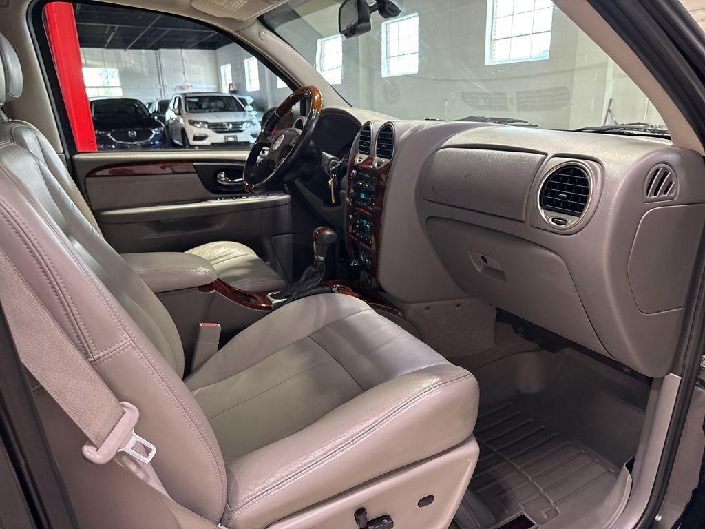 2008 GMC Envoy 2WD 4dr Denali - 23031661 - 36