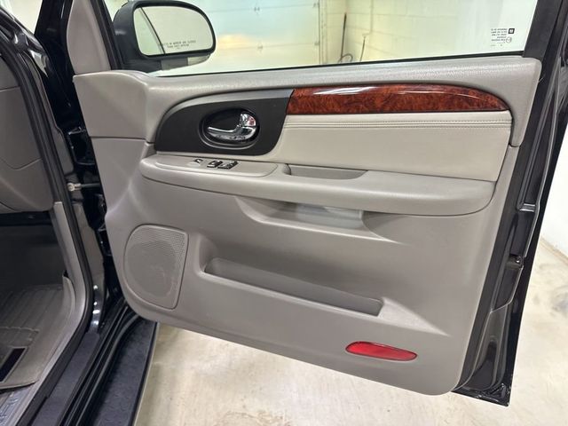 2008 GMC Envoy 2WD 4dr Denali - 23031661 - 39