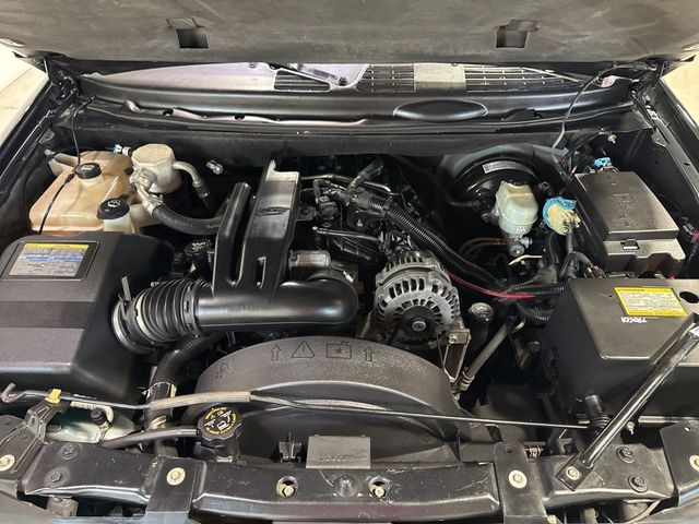2008 GMC Envoy 2WD 4dr Denali - 23031661 - 41