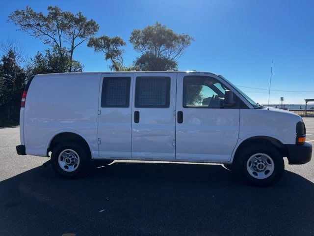 2008 GMC G3500 ONE TON CARGO VAN WITH MANY EXTRAS READY FOR WORK SEVERAL IN STOCK - 22582419 - 0