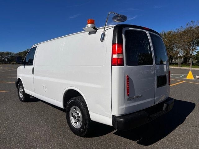 2008 GMC G3500 ONE TON CARGO VAN WITH MANY EXTRAS READY FOR WORK SEVERAL IN STOCK - 22582419 - 5