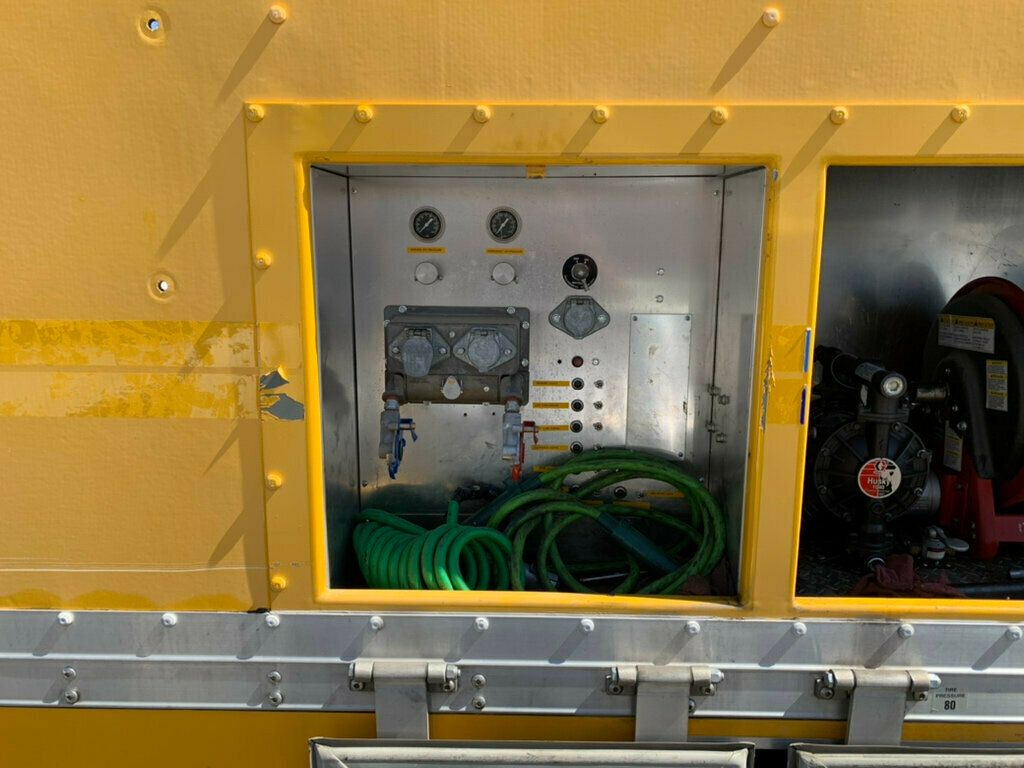 2008 GMC Savana Cutaway 177" WB C7N DRW 1-OWNER LOW MILES!! - 22994390 - 9