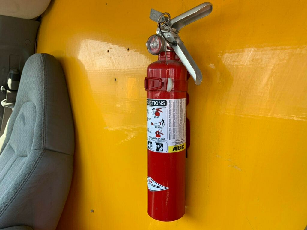 2008 GMC Savana Cutaway 177" WB C7N DRW 1-OWNER LOW MILES!! - 22994390 - 61