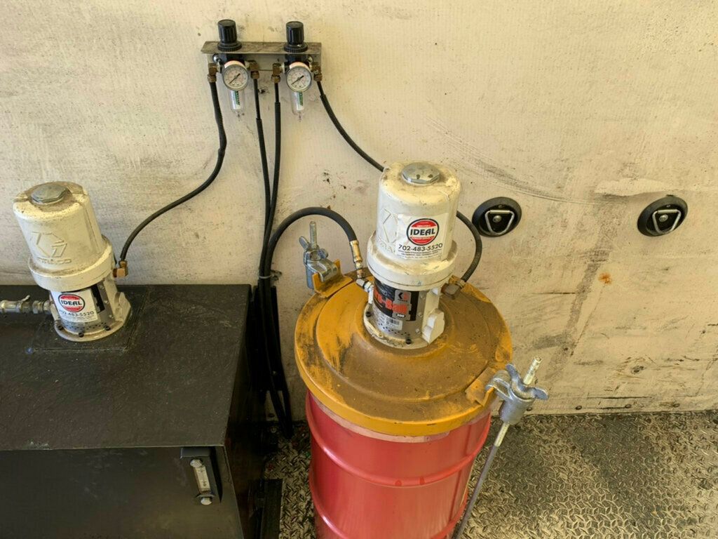 2008 GMC Savana Cutaway 177" WB C7N DRW Mechanic/tire pressure 1-OWNER LOW MILES!! - 22994390 - 50