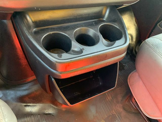 2008 GMC Savana Cutaway 177" WB C7N DRW Mechanic/tire pressure 1-OWNER LOW MILES!! - 22994390 - 69