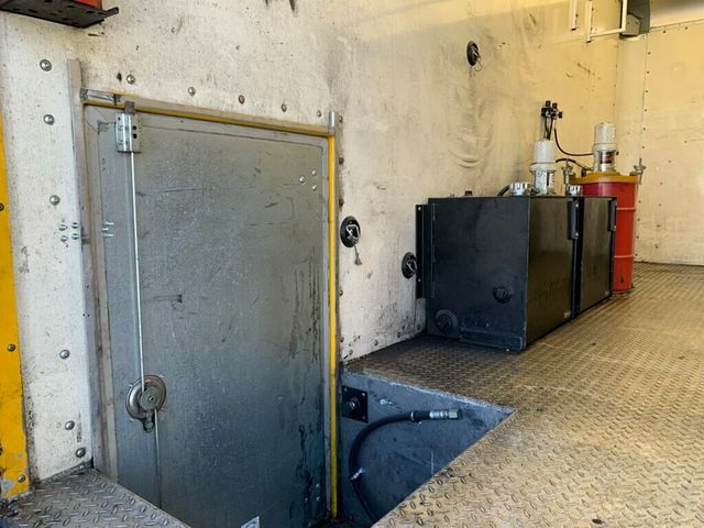 2008 GMC Savana Cutaway 177" WB C7N DRW Mechanic/tire pressure 1-OWNER LOW MILES!! PENSKE - 22994390 - 12