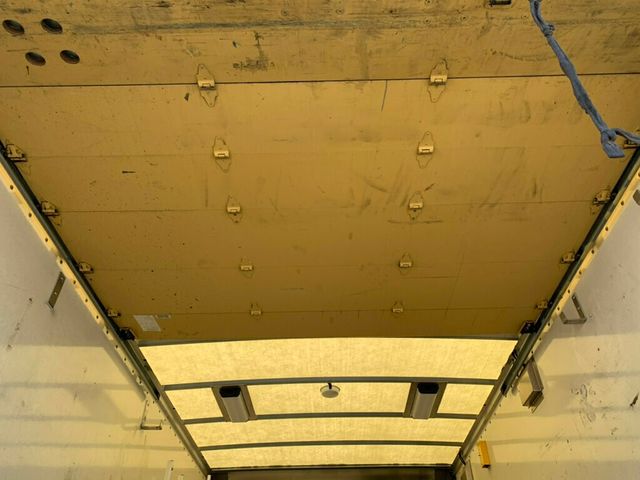 2008 GMC Savana Cutaway 177" WB C7N DRW Mechanic/tire pressure 1-OWNER LOW MILES!! PENSKE - 22994390 - 42