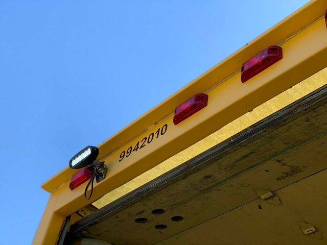 2008 GMC Savana Cutaway 177" WB C7N DRW Mechanic/tire pressure 1-OWNER LOW MILES!! PENSKE - 22994390 - 43