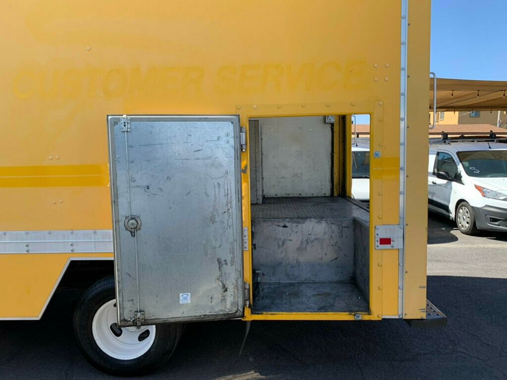 2008 GMC Savana Cutaway 177" WB C7N DRW Mechanic/Tire Shop 1-OWNER LOW MILES!! PENSKE - 22994390 - 13